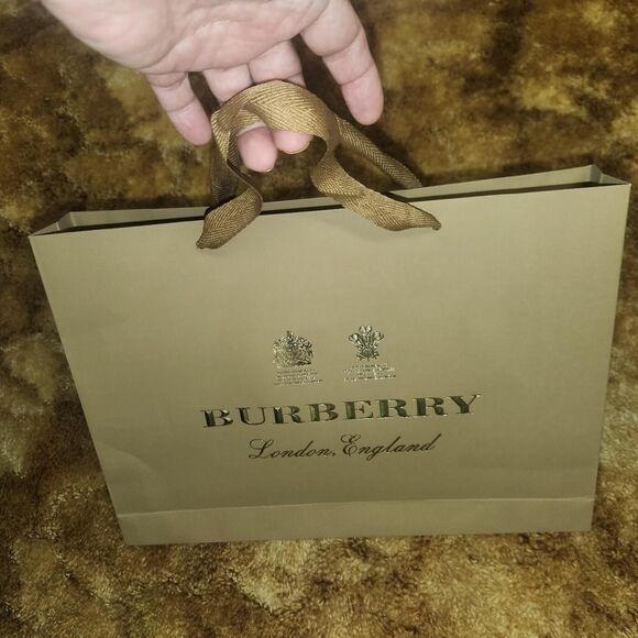 Burberry Black Nova Check Scarf - Picture 8 of 8